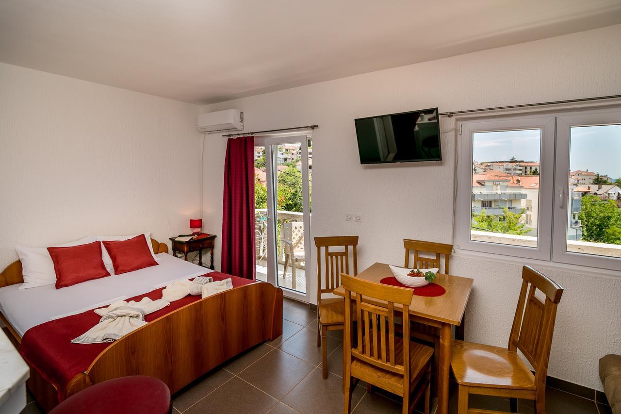 Apartmani Stefanovic Herceg Novi Exteriör bild